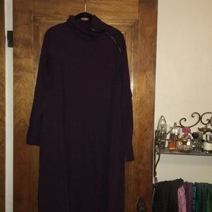 Deep plum cotton swing dress.